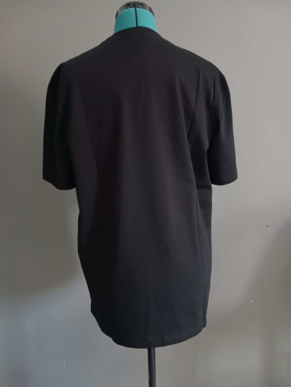 NWOT Chanel UNIFORM Black Cotton T Shirt Size L, - Picture 6 of 7